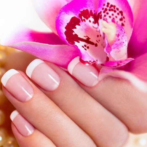 UPTOWN NAILS SPA - MANICURE